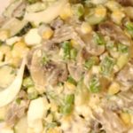 Грибной салат с кукурузой без мяса