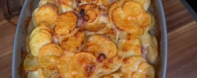 Запеканка картофельная с сыром и луком в духовке