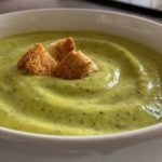 Овощное пюре из кабачков, картошки и курицы для детей от 8 месяцев