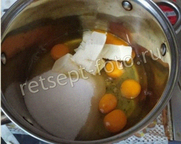 Яйца со сливочным маслом и сахаром