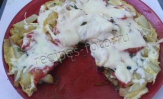 Картошка с помидорами и сыром на сковороде, рецепт с фото