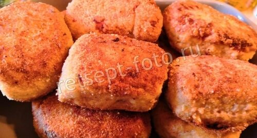 Котлеты с начинкой из сыра, масла и зелени, рецепт с фото