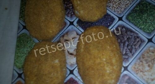 Куриные котлеты с кабачком и манкой, рецепт с фото
