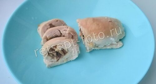 Куриные рулетики с грибами и сыром в сливках в духовке, рецепт с фото