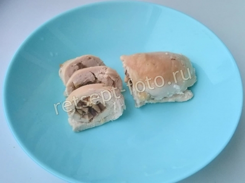 Куриные рулетики с грибами и сыром в сливках в духовке, рецепт с фото