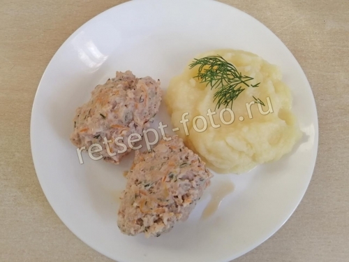 Паровые котлеты из индейки и курицы