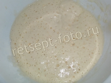 Дрожжи развести в теплом молоке с 1 ст.л сахара. Оставляем на 20-40…