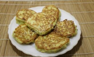 Пышные оладьи из кабачков, рецепт с фото