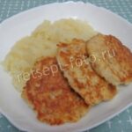 Рыбные котлеты из минтая с хлебом, рецепт с фото