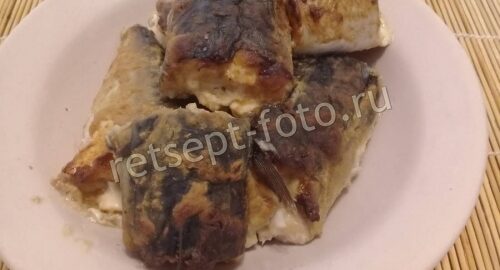 Скумбрия запеченная с майонезом, горчицей и хреном в духовке, рецепт с фото