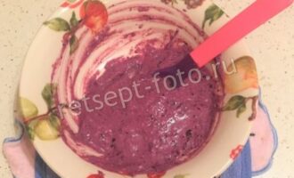 Творог с бананом и черникой детям до 1 года, рецепт с фото