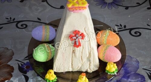 Творожная пасха с изюмом и цукатами, рецепт с фото
